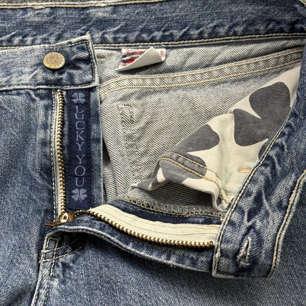 Vtg Y2K Lucky Jeans 207 Peanut Womens 10/30 Light Wash Made in USA Straight Leg